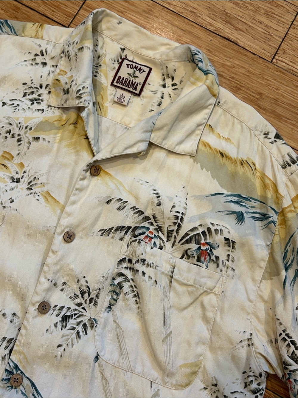 Vintage Tommy Bahama Silk Cream Tropical Palm Camp Shirt Palm Tree Island L